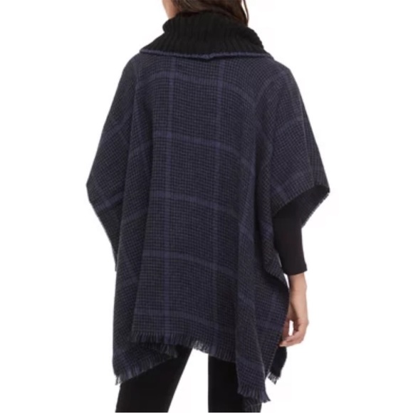V. Fraas Houndstooth Blue Black Poncho With Knit Collar - Picture 3 of 6